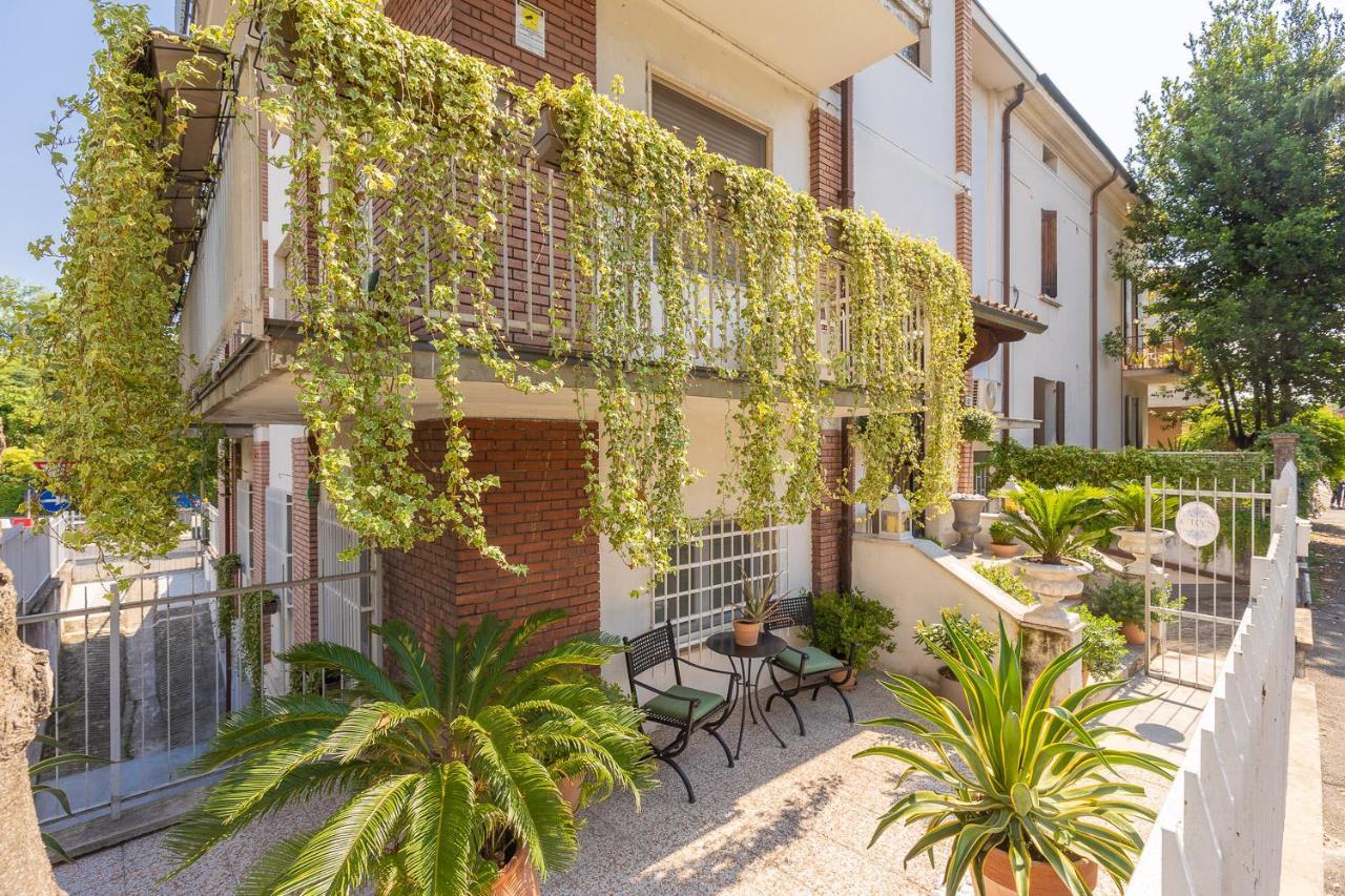 Crys: Apartments, Holiday, Business, Verde Verona Eksteriør billede
