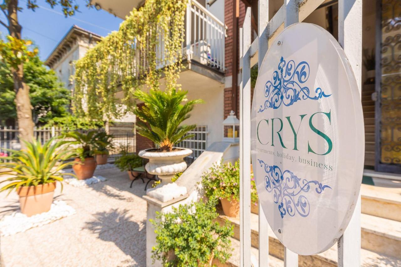 Crys: Apartments, Holiday, Business, Verde Verona Eksteriør billede
